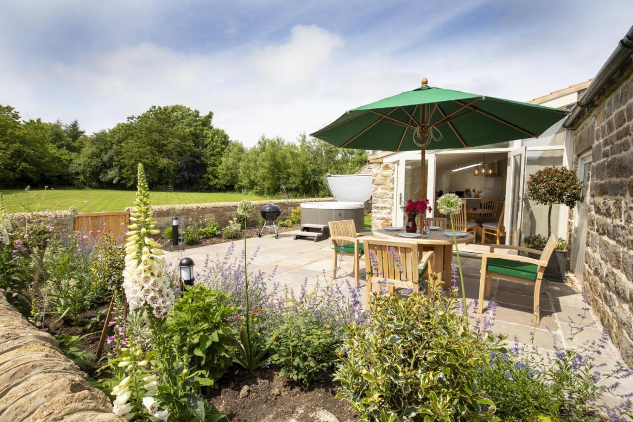Thirley Cotes Farm Cottages Scarborough Extérieur photo