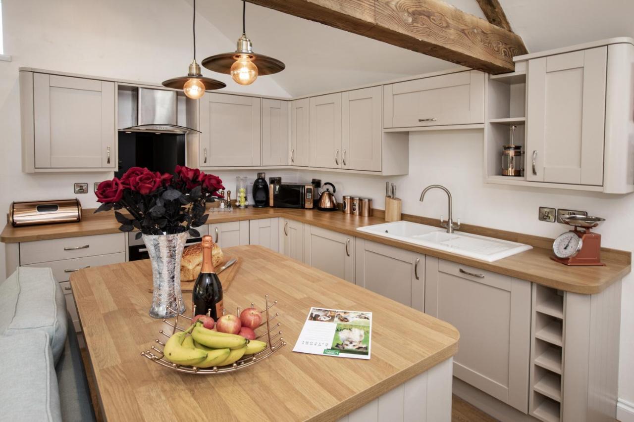Thirley Cotes Farm Cottages Scarborough Extérieur photo